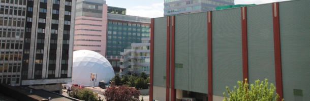 Namiot sferyczny F700 firmy Freedomes w samym centrum Szczecina 